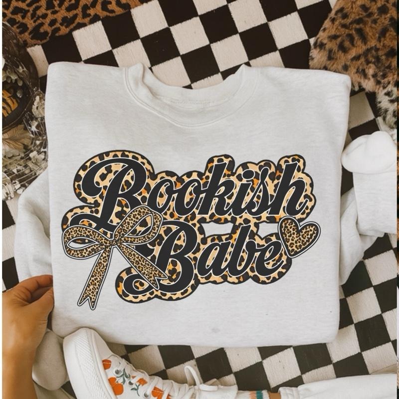 Bookish Babe Leopard Print Ash Grey Booktok Clean T-Shirts