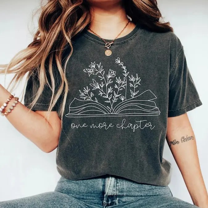 Bookish Funny Reading Shirt Book Shirt Librarian Cute Trending Now Read Shirt T-Shirts