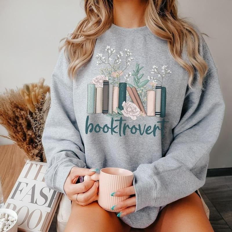 Booktrovert Book Lover Teacher Bookish Her T-Shirts