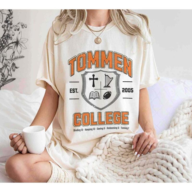 Tommen Bookish Tommen College Shirt Kavanagh 13 Book Lover Booktok Clean Lines T-Shirts