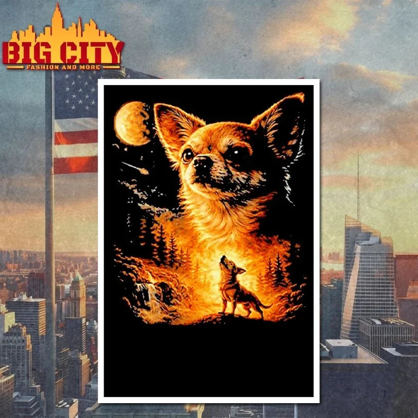 Chihuahua Howling To The Moon t-shirt