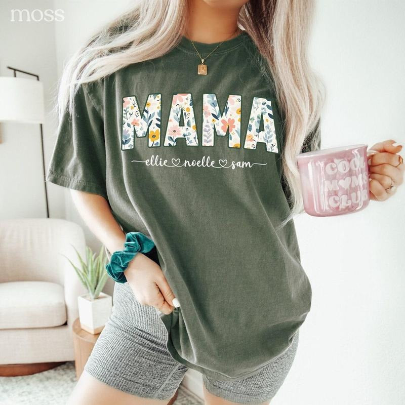 Custom Comfort Colors Mama Shirt Retro Mama Personalized Gram Clothes Cool Mama Mama T-Shirts