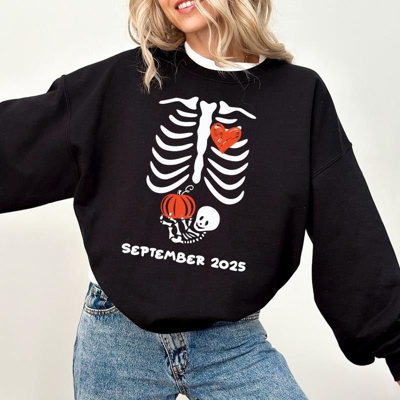 Custom Month Skeleton Halloween Maternity Funny Pregnancy Announcement 2025 Spooky Pregnant Costume New Mommy Fall Mama Be T-Shirts