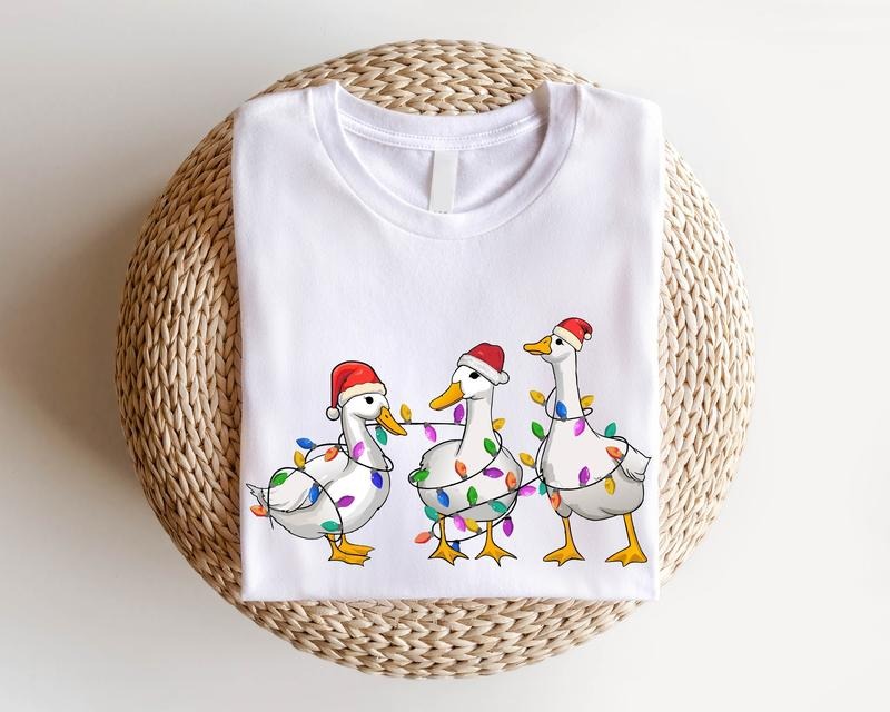 Duck Shirt Duck Lights Santa Goose Funny Duck Lover Xmas Fame Animal Shirt T-Shirts