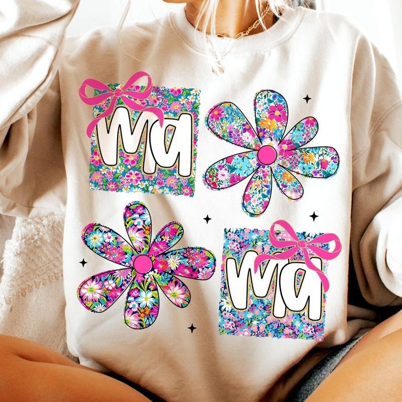 Floral Mama Coquette Mama Flower Preppy Pink Retro Mama Flower T-Shirts