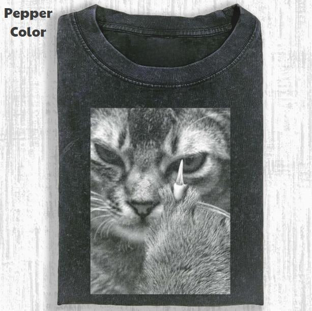 Funny Animal Vintage Angry Cat Animal Shirt Meme Cringe Funny Shirt Menswear Womenswear Streetwear Cotton Comfort T-Shirts