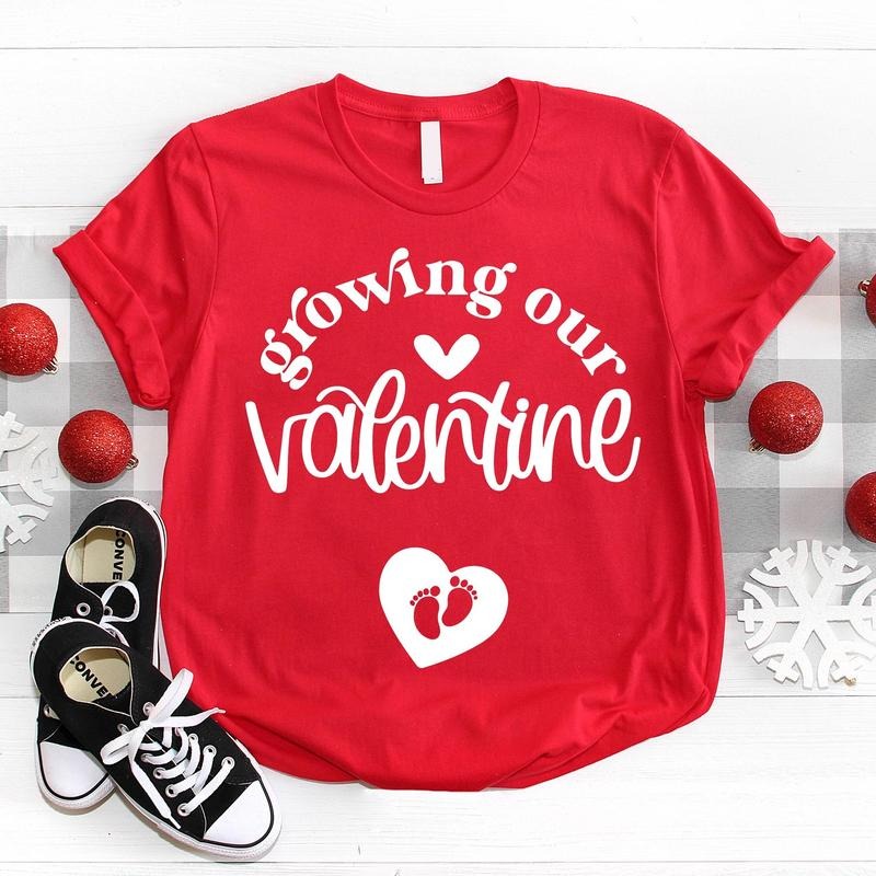 Growing Our Valentine Shirt Pregnancy Announcement Cute Baby Reveal Shirt Expecting Mama Short Sleeve Mom Be Maternity Shirt T-Shirts