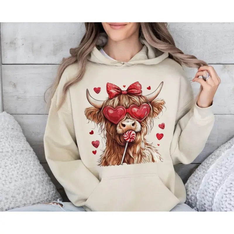 Highland Cow Shirt Valentine Coquette Retro Valentine Heart Love T-Shirts