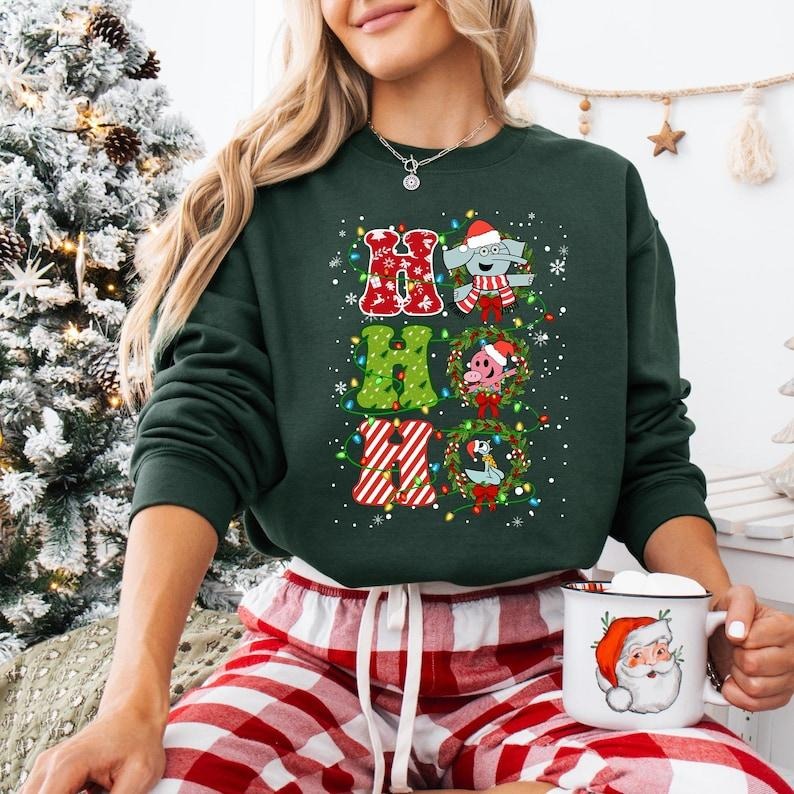 Ho Ho Ho Elephant Piggie Bookish Book Lover Teacher T-Shirts