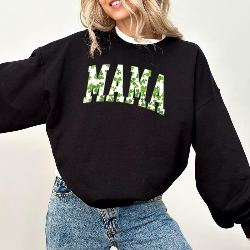 Lucky Mama St Patricks Day Clover Shirt Saint Patricks Day Mama Mom Lucky T-Shirts