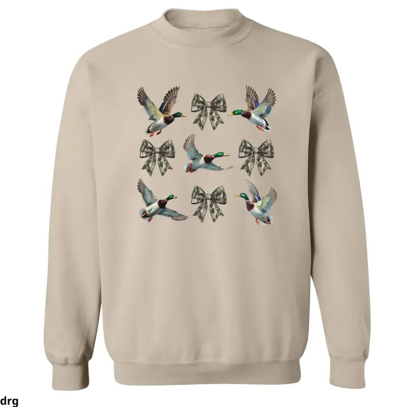 Mallard Duck Camo Bow Hunting Themed Duck Hunting Enthusiasts Comfortable Warm T-Shirts