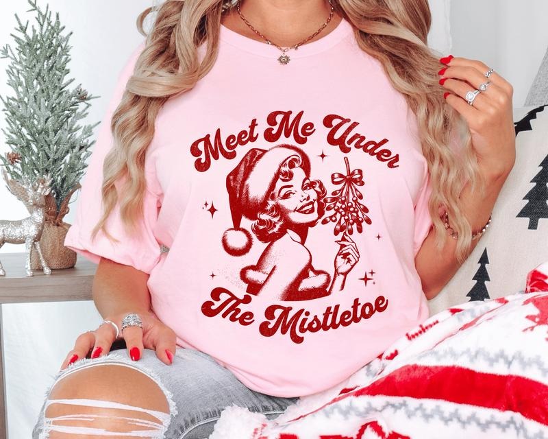 Meet Me Under Mistletoe Shirt Cute Casual Fall Softstyle Printed Cotton T-Shirts