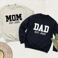 Mom Dad Est 2025 Pregnancy Announcement New Year Mama Dada Long Sleeve Shirt New Mommy Shirt New Daddy Shirt T-Shirts