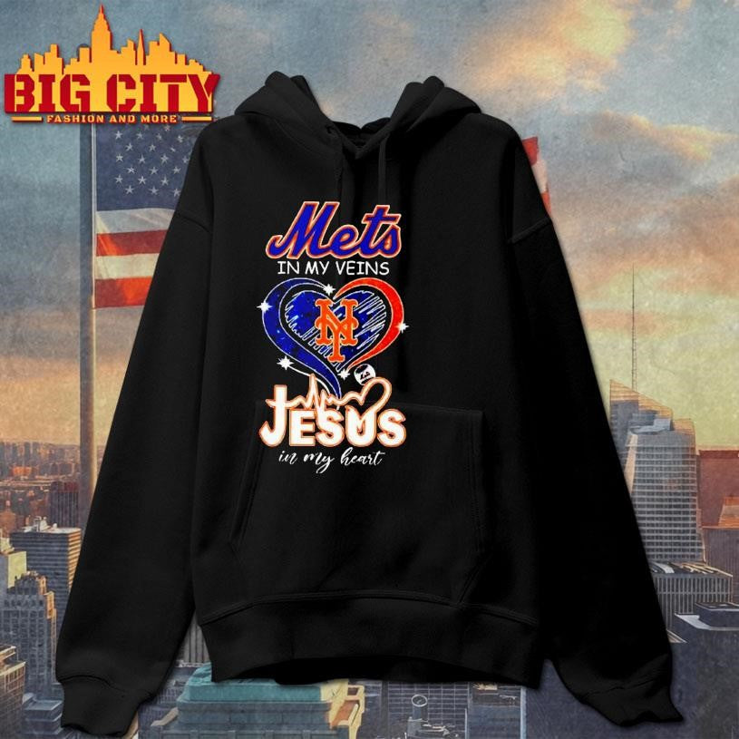 New York Mets In My Veins And Jesus In My Heart Christian Diamond Heart Shirt