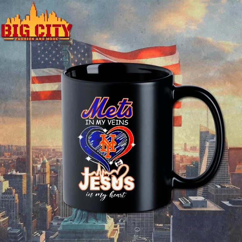 New York Mets In My Veins And Jesus In My Heart Christian Diamond Heart Shirt