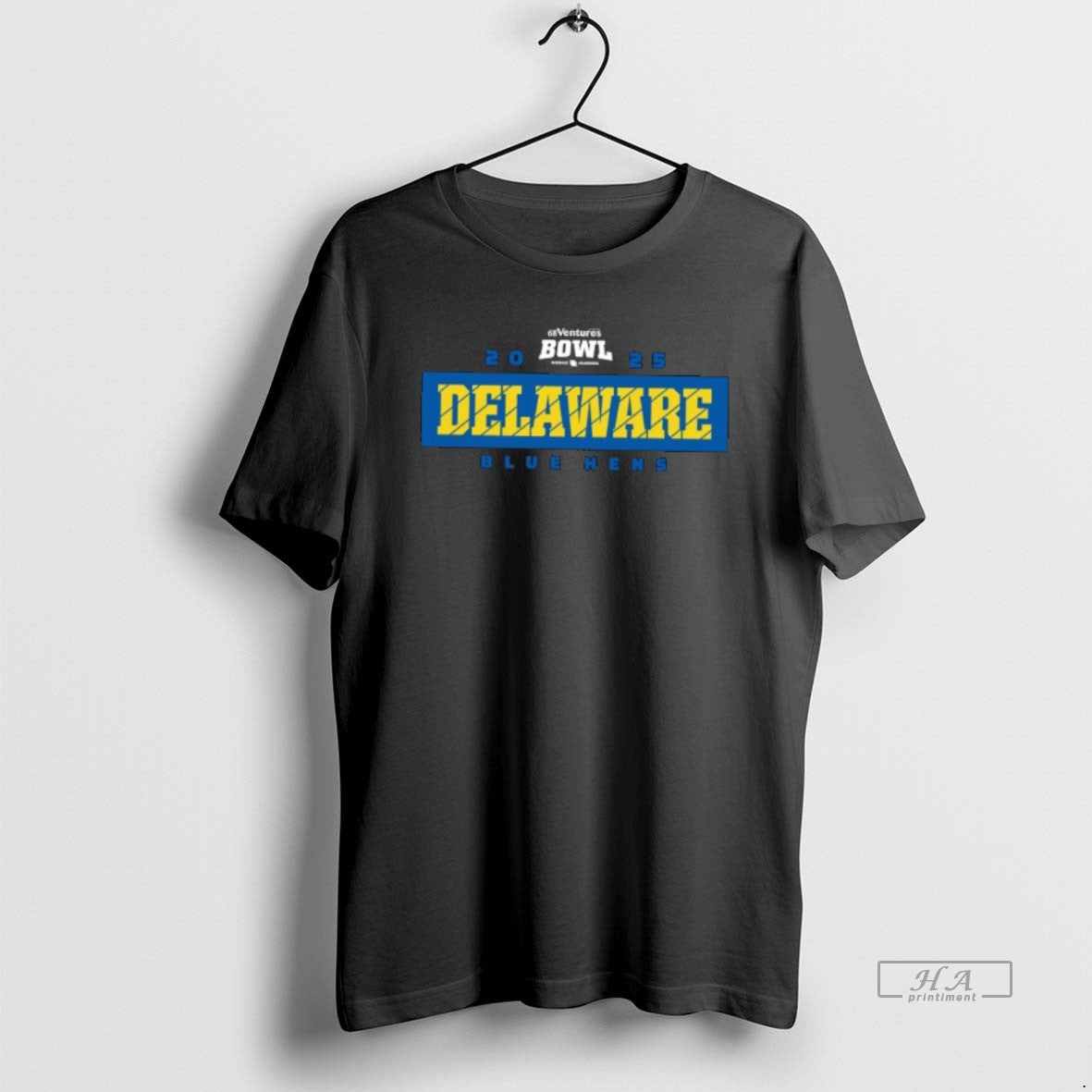 Official Delaware Blue Hens 2025 68 Ventures Bowl Retro T-Shirts