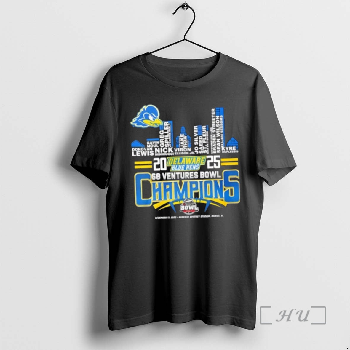 Officials 2025 68 Ventures Bowl Champions Delaware Blue Hens All Names City Skyline T-Shirts