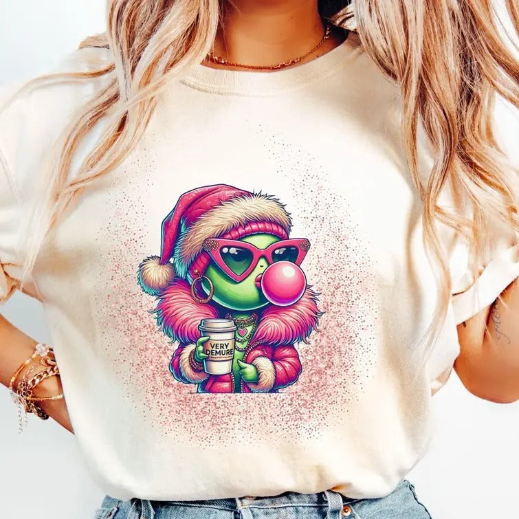 Pink Grinchhhh Girl Blowing Bubble Funny Shirt T-Shirts