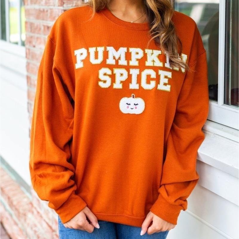 'Pumpkin Spice' Letter Patch T-Shirts