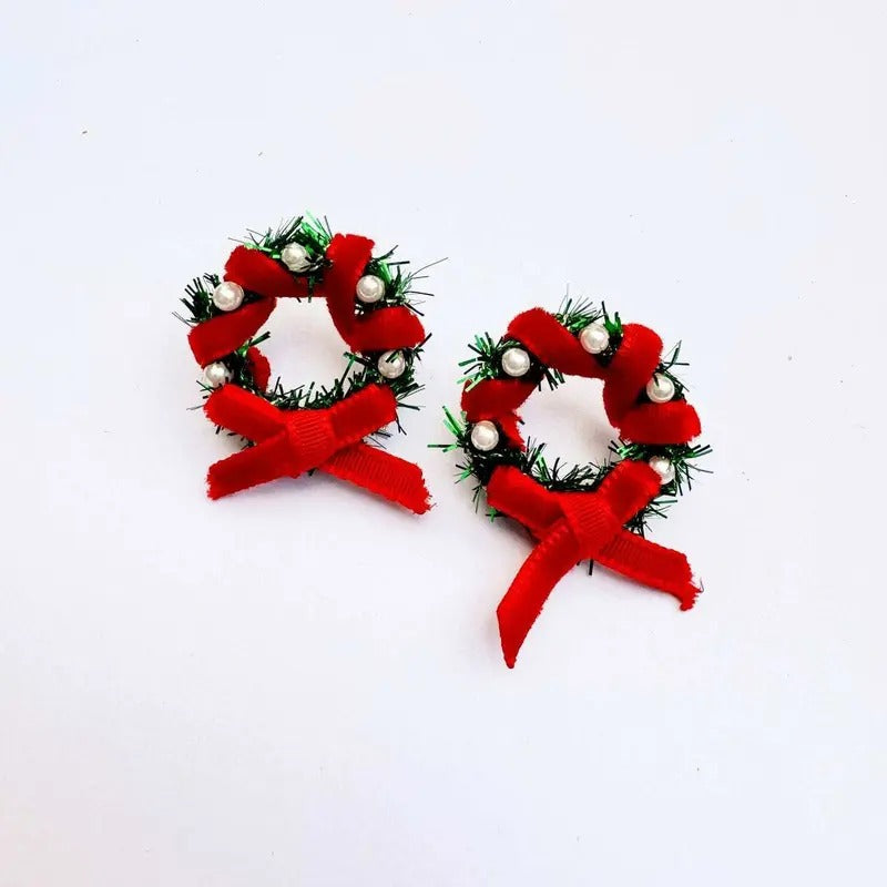 Red Bow Wreath Earrings T-Shirts