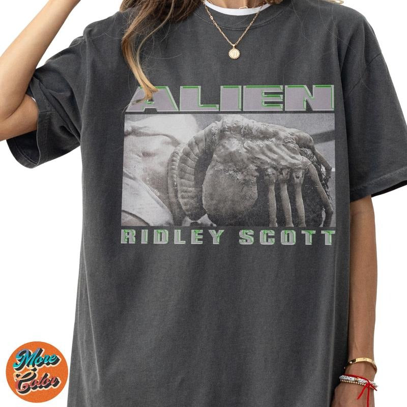 Retro Alien Movie Horror Facehugger Bootleg Streetwear Faded Sigourney Weaver Ripley Shirts Cotton Crew Neck Size S 3XL Menswear Top Womenswear Top Underwear Streetwear T-Shirts