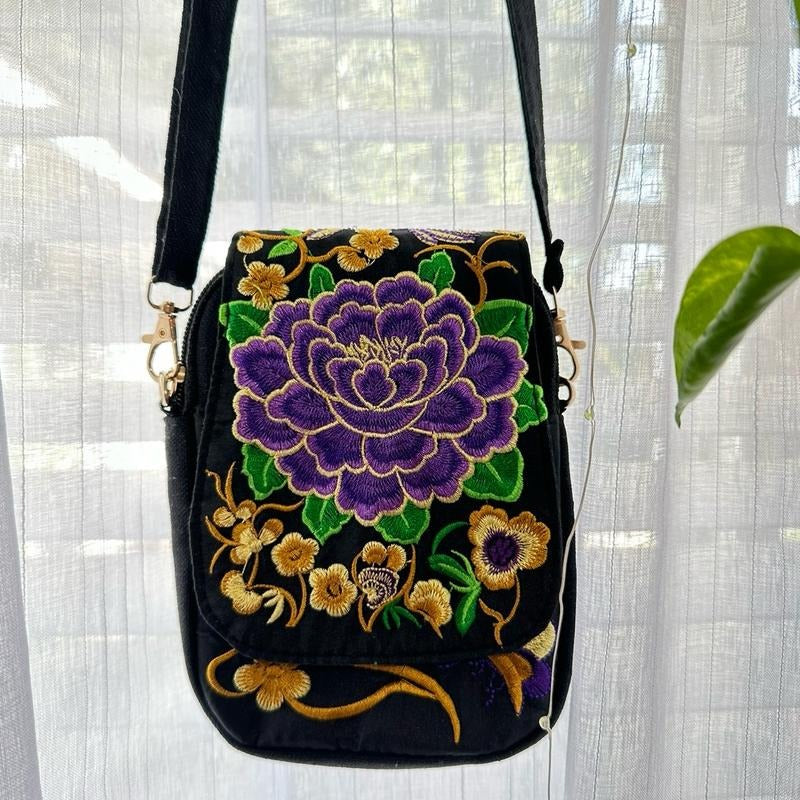 Small Artesanal Cross Body T-Shirts