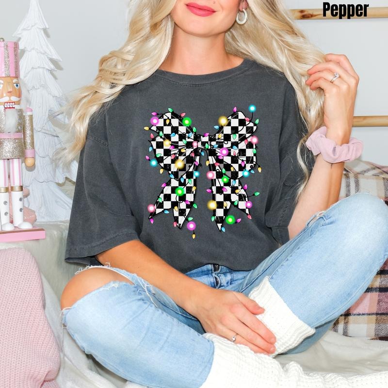 String Lights Checker Bow Comfort Colors 'NLB' T-Shirts