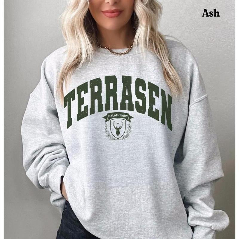 Terrasen Terrasen Throne Glass Rhysand Fan Girl ACOTAR Aelin Galathynius T-Shirts