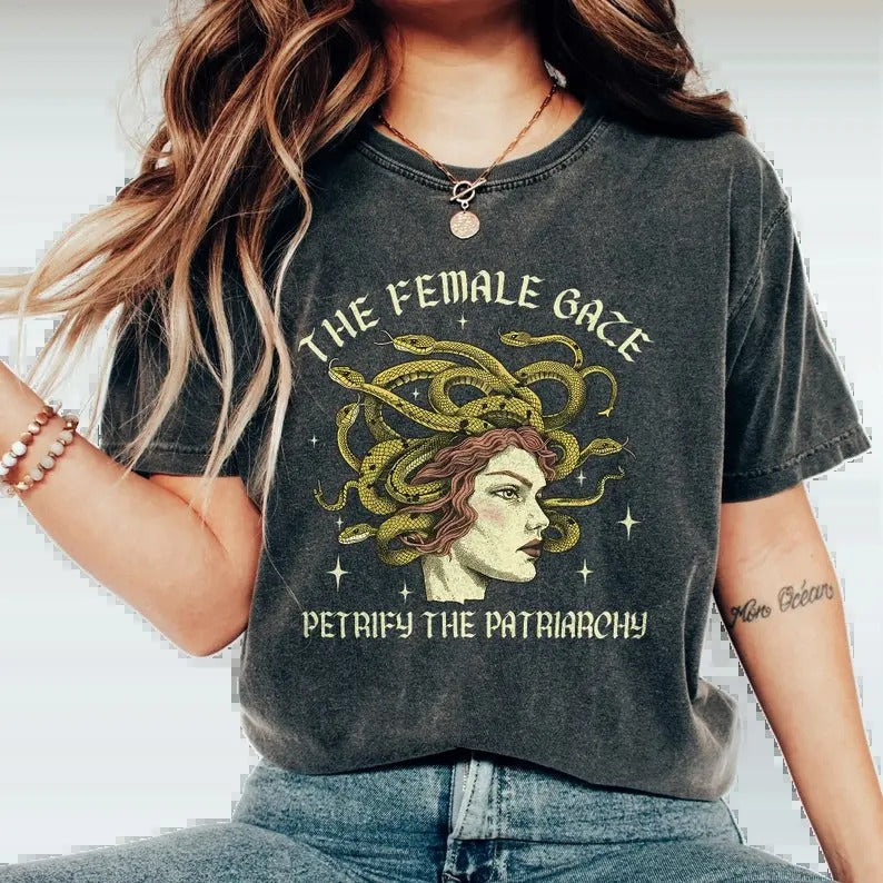 Fema.Le Ga.Ze Shirt Petri.Fy Patriar.Chy Shirt Feminist Rights Throne Glass Book T-Shirts