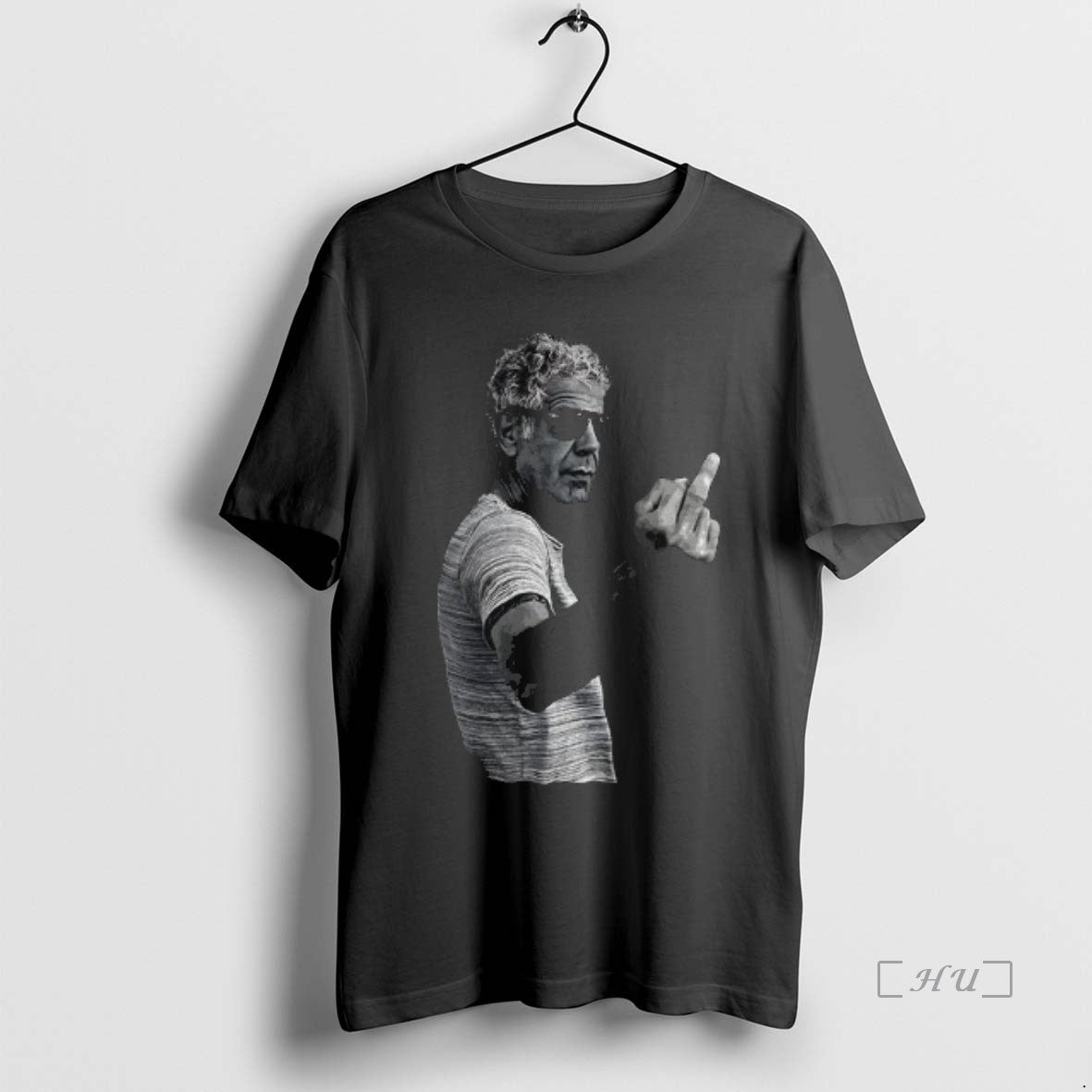 Trending Anthony Bourdain Middle Finger Photo Vintage T-Shirts