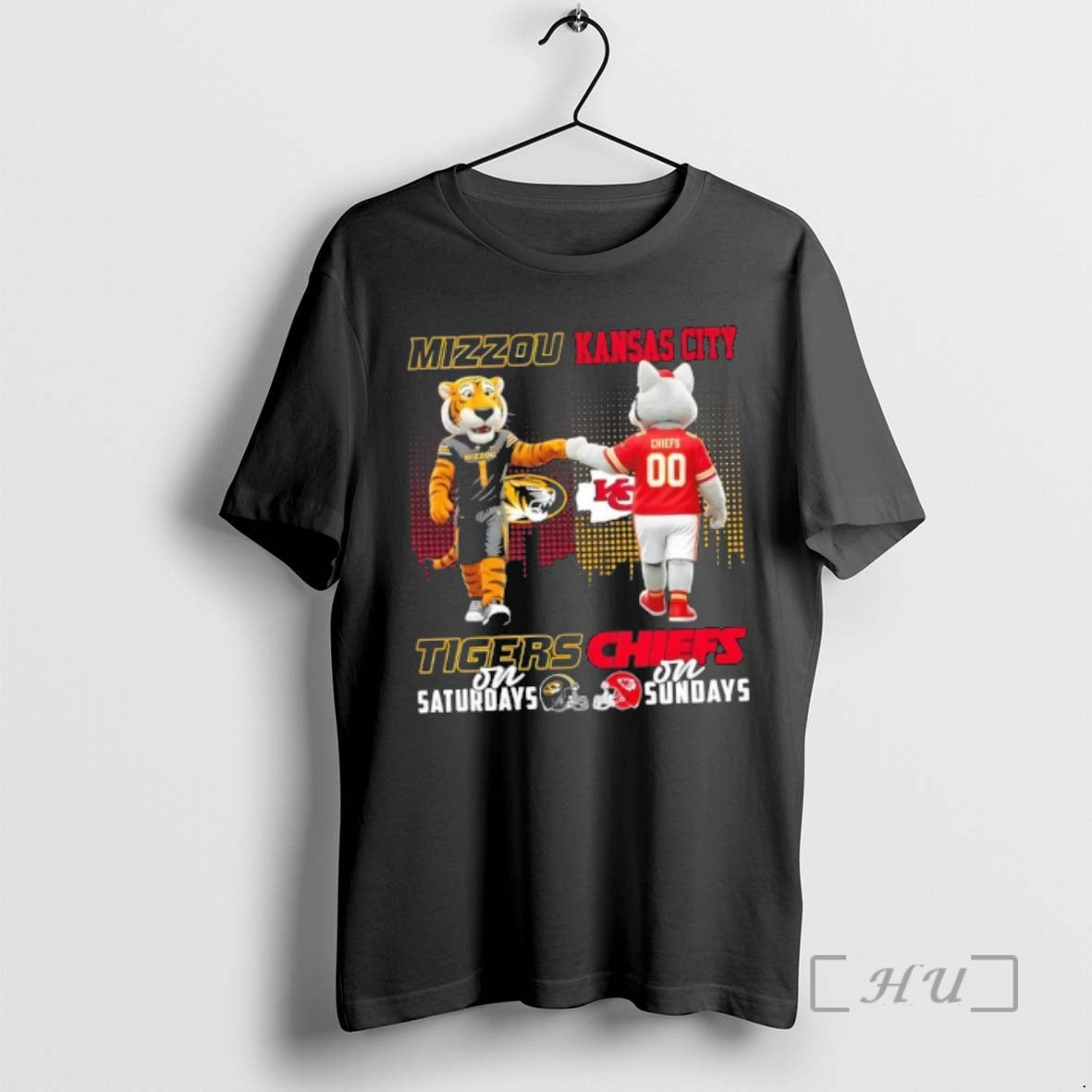 Trending Mascots Missouri Tigers Saturdays X Kansas City Chiefs Sundays Skyline T-Shirts