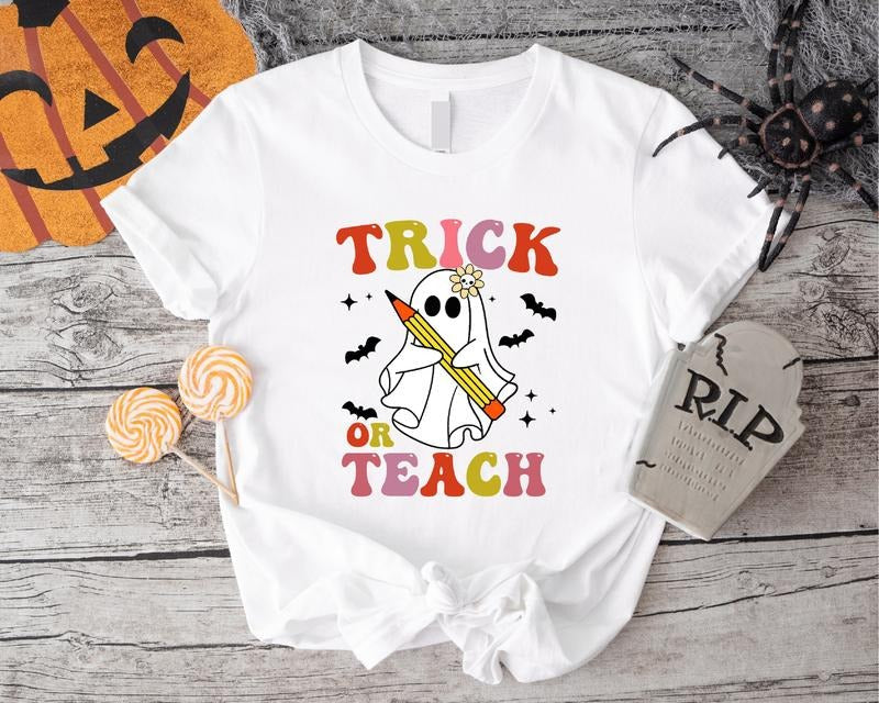 Trick Teach Halloween Teacher Cute Spooky Teaching Shirt School Halloween Party T-Shirts