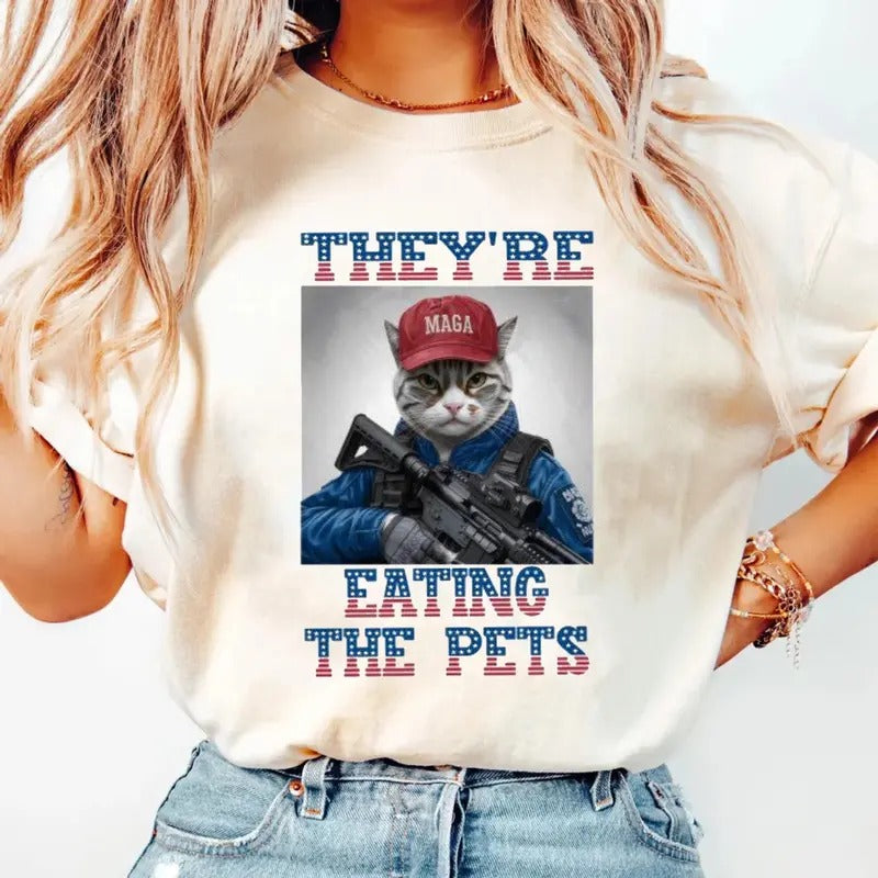 Trum.P Vs Kamalla Debate Shirt They'Re Eating Pets Humorous Political Pet Lovers Unique Animal Us Election 2024 Short Sleeve Shirt Casual T-Shirts