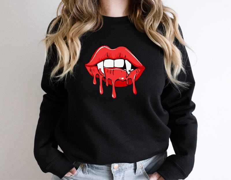 Vampire Lips Vampire Fangs Vampire Fan Woman Halloween Party Lips Mom T-Shirts