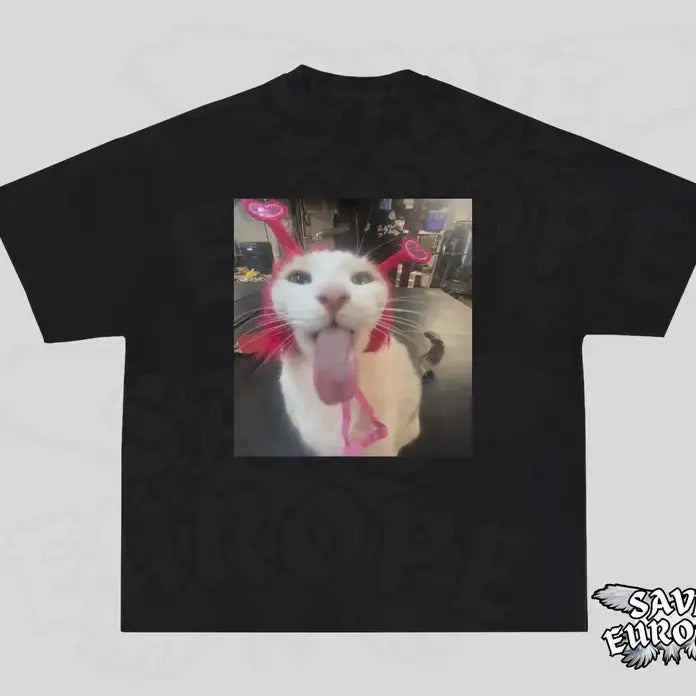 Very Freaky Cat Funny Cat Licking Shirt Cat Meme Shirt Silly Kitty Classic Cotton T-Shirts