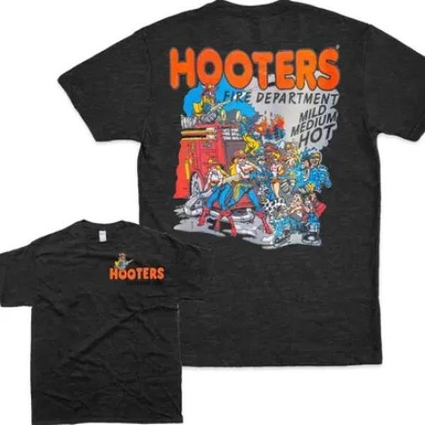 Vintage 90s Hooters Country Club Cotton T-Shirts