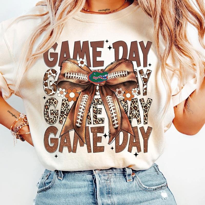 Vintage Florida Gators Football Coquette Bow Game Day Shirt Gameday Cotton Fit Top Womenswear T-Shirts
