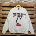 Vintage NCAA Cincinnati Bearcats Cincinnati Cincinnati Jumper Cincinnati Bearcats Logo XLarge T-Shirts