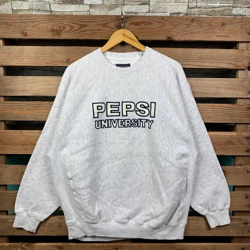 Vintage Ncaa Pepsi University Pepsi Jumper Pepsi Pepsi University Embroidery Logo Gray Colour Large T-Shirts