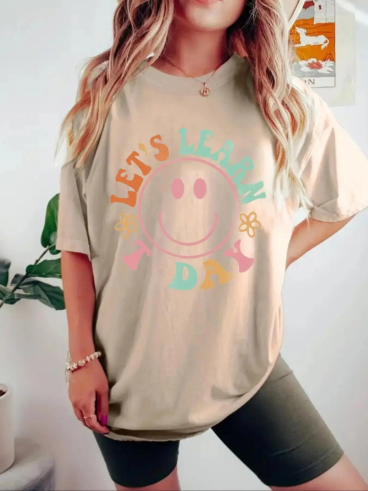 Cartoon Face & Letter Print Drop Shoulder Casual Half Sleeve Round Neck Summer Top Daily T-Shirts